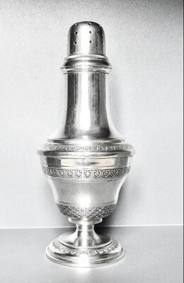 Großer 800 Silber Streuer für Zucker oder Salz im Empire Stil, Italien um 1910, large sugar or salt shaker in silver , classical design early 19th century 