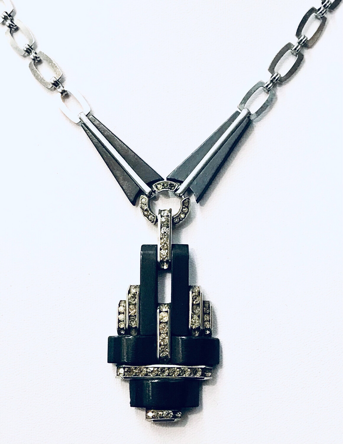 Chrom , Bakelit mit Strass Art Deco um 1925 England seltene Ausführung, chrome bakelite and paste necklace british design from the twenties 