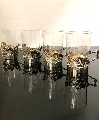 Teeglashalter Set mit 4 Stück Jugendstil in 800 Silber Deutschland um 1900 Irisblüten Design mit geschliffenem Glaseinsatz , silver tea glas holder Germany art nouveau flower design