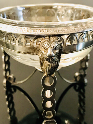 Salt bowl salt dish, antique 950 silver glass Empire France 1798-1809 with lion and palm tree decoration, grand tour ,  return Egypt