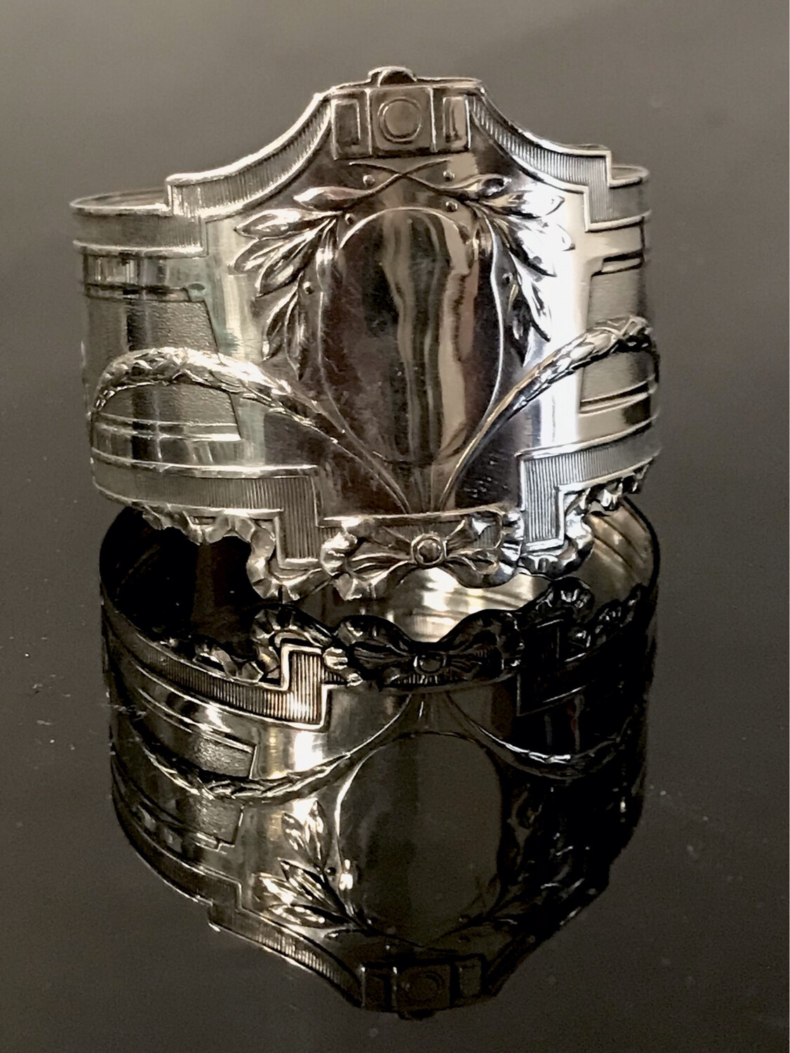 Serviettenring Silber Frankreich Jugendstil um 1900 ungewöhnliche Form , napkin ring silver France