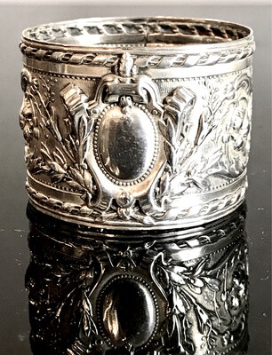 Serviettenring Silber um 1900 Frankreich fantastische Arbeit mit Vögeln