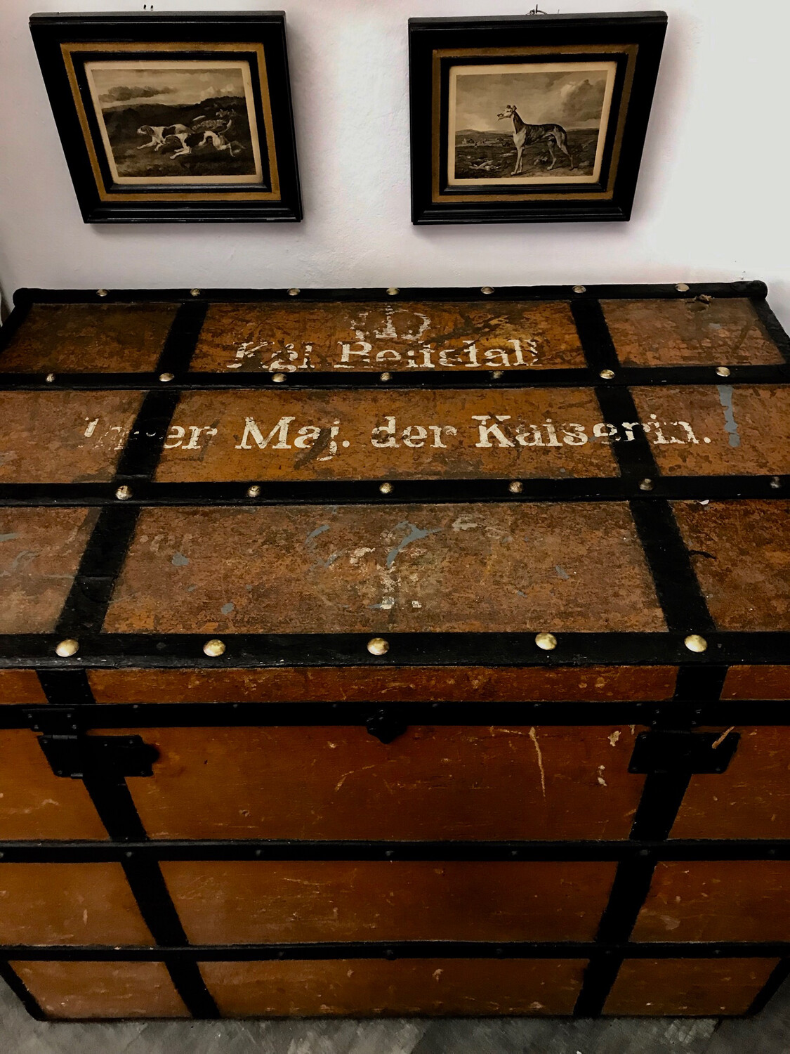 Royal Transport box for saddle ,riding equipment large size of the Empress Auguste Victoria of Germany wife of Wilhelm II , 1900 Germany, labeled on the chest: Royal riding stable of his Maj. the Empress