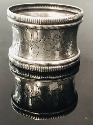 Serviettenring Silber Frankreich um 1900 Jugendstil mit Namen Charlotte graviert, French silver napkin ring art nouveau