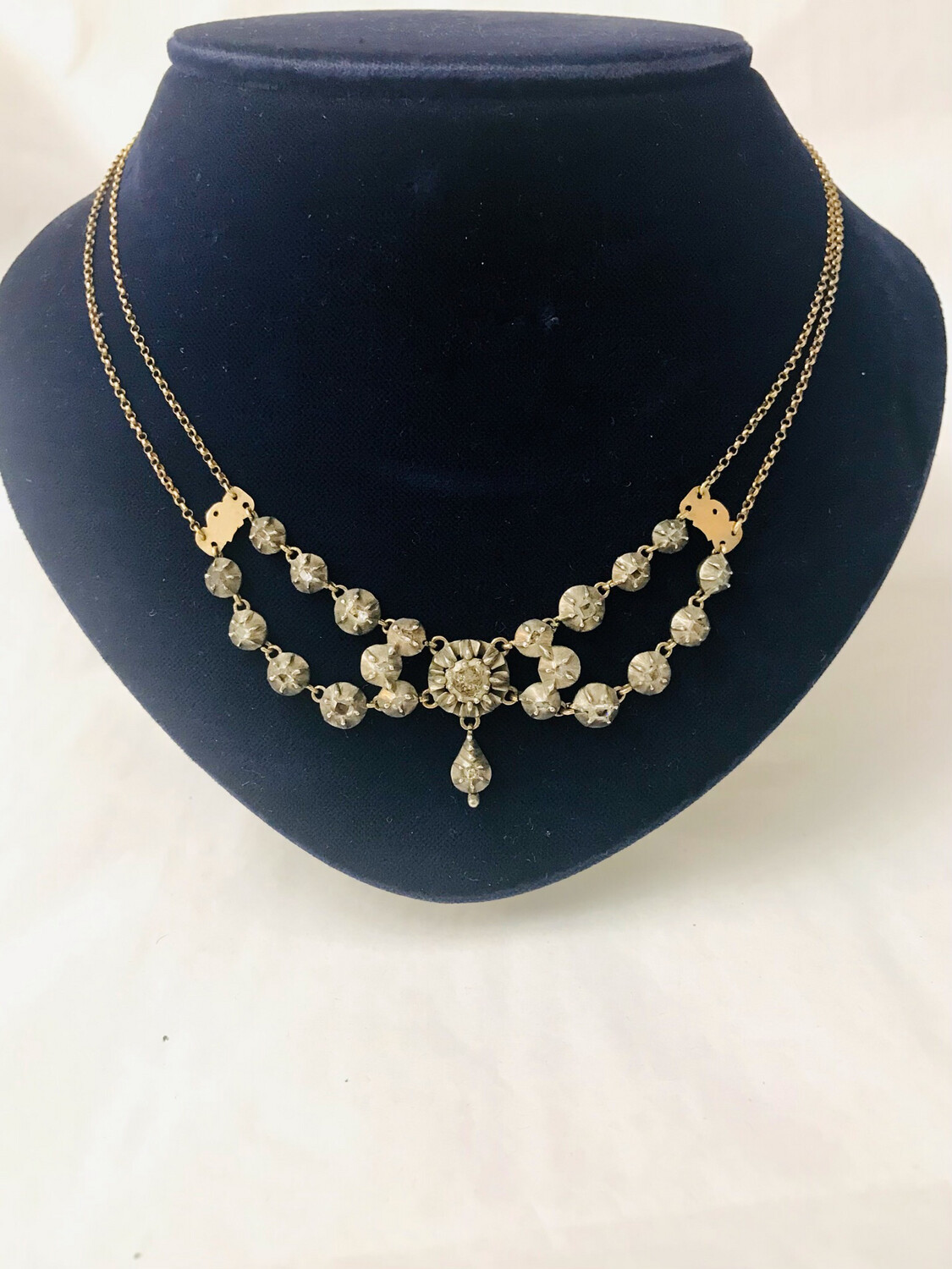  antique Georgian gold and silver necklace with table and rose cut diamonds enameled clasp