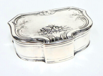 Dose Tabakdose Pillendose Silber Frankreich um 1840 innen Vergoldung , Rokokostil Tabatiere, silver tabacco box France 