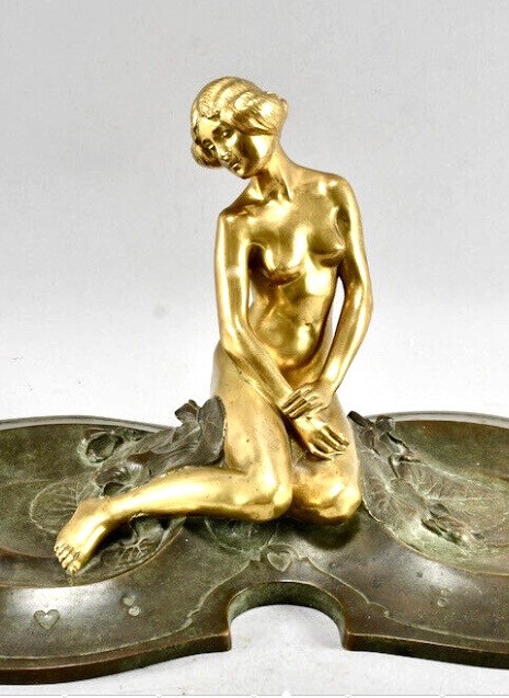 Bronze bowl, partly gilded, centerpiece with naked woman, female nude, Art Nouveau around 1900, France, Paris, “Louchet” Charles Koschann, signed sculpture of a nude lady centrepiece art nouveau gild