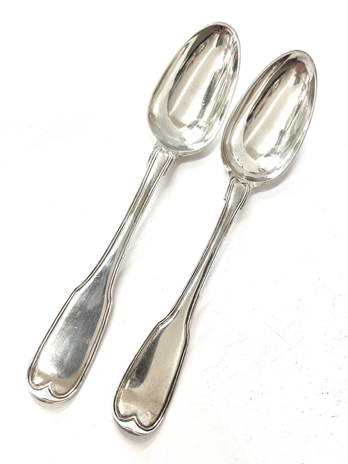 Pair of antique tablespoons 950 silver Paris hallmark for the year 1738 by Jean-Jaques Charbonne, with coat of arms of the Comte d&#39; Argent de deux Fontaines from France