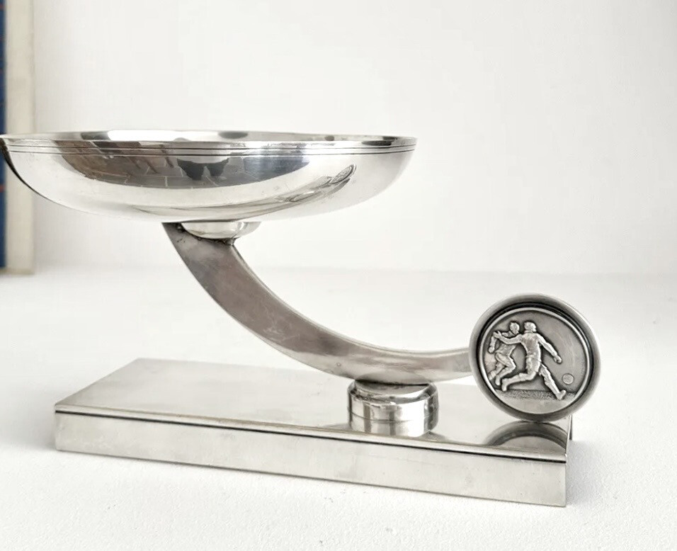 Schale Art Deco versilbert Pokal Fußball signiert „Fraisse“ Frankreich wohl 20‘er/30‘er Jahre 