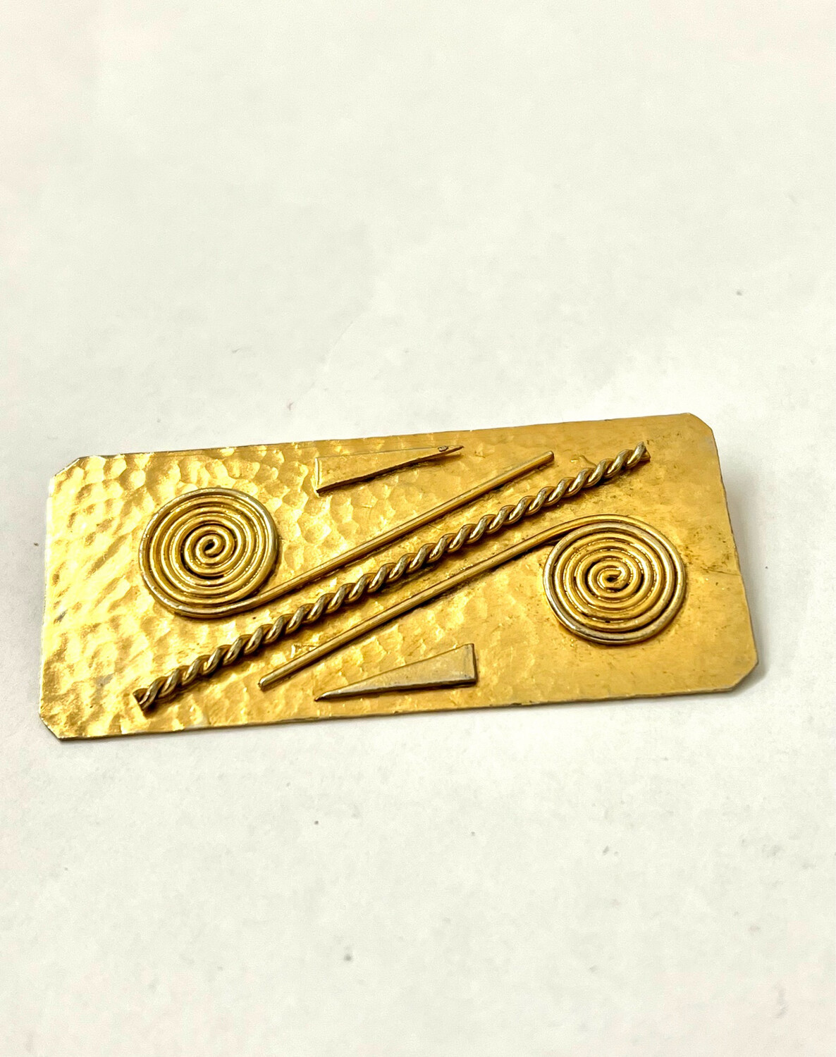 Brosche Handarbeit vergoldetes Messing Art Deco 1920’er Jahre im Stil von Jean Despres 