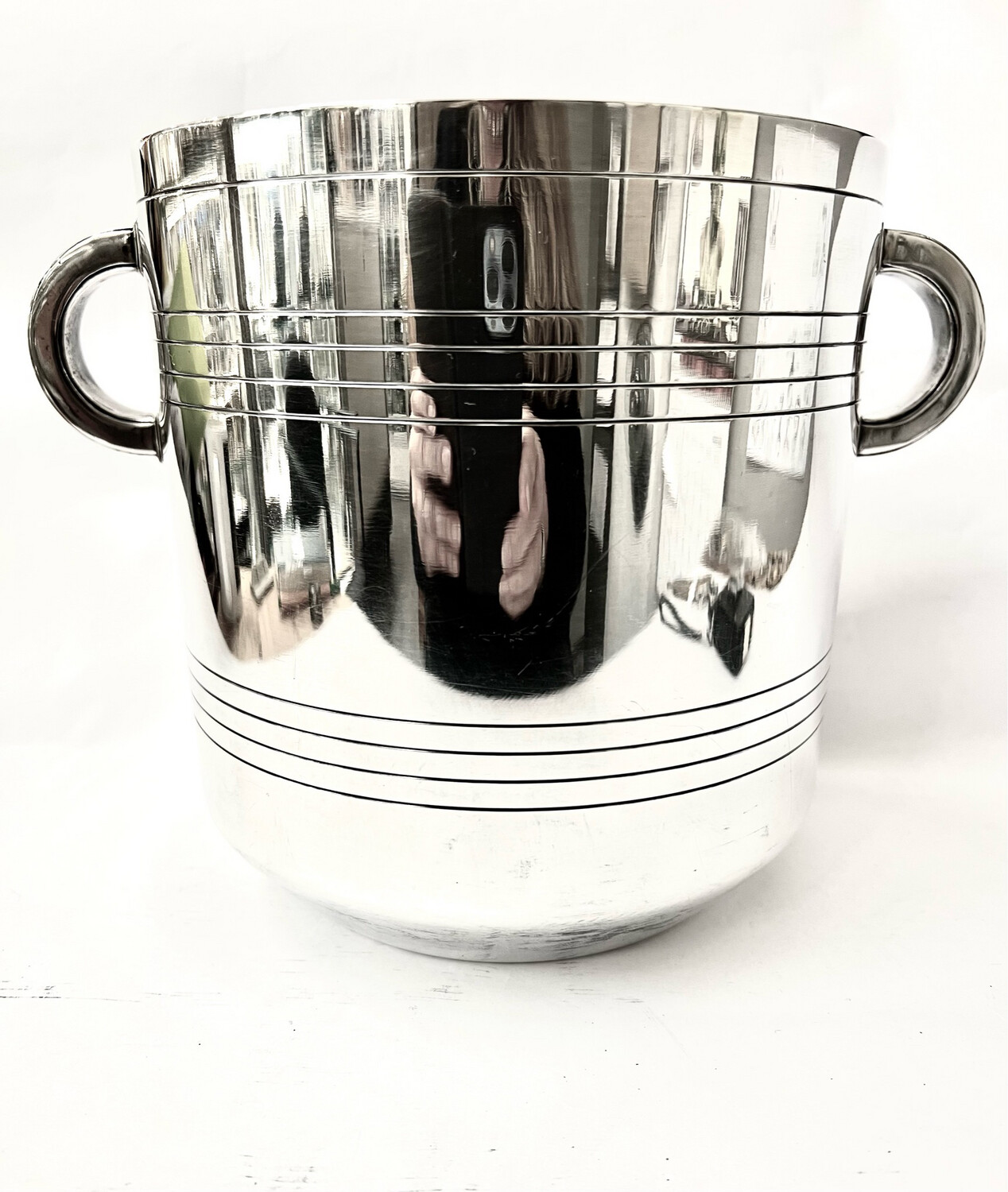 Art Deco champagne cooler wine cooler champagne cooler silver plated 1920&#39;s  by the french Make Ercuis very impressive silver plated metal France, Ercuis brand probably around 1930 Great clean and rare shape