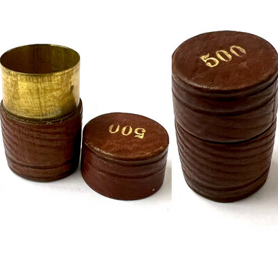 Coin case for gold coins , louis d’or sovereigns , brass covered with leather, small size, 19th century