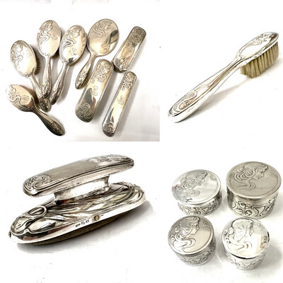 WMF complete cosmetic set Art Nouveau with woman&#39;s head decor, 18 pieces lidded boxes, mirror, brushes, care set, manicure set etc. around 1905 Germany Geißlingen silver-plated, dressing table, cosmetics, rarity