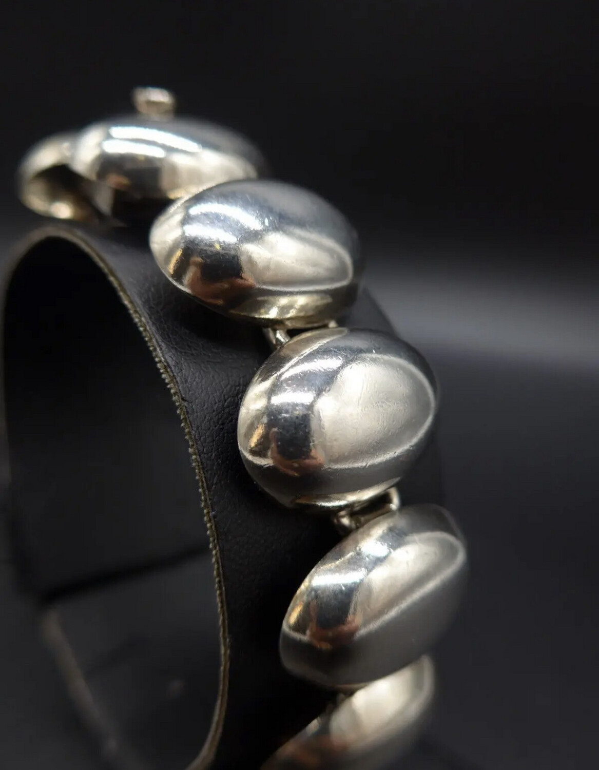 Bracelet 925 sterling silver Mexico Taxco classic elegant design modern and timeless bracelet probably 1980’s