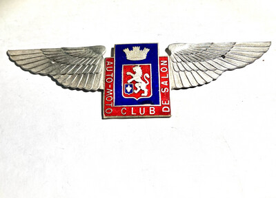 Auto Motor Club badge from Salon France in the original box