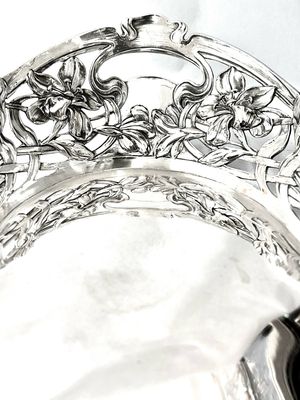 Silver 800/1000 bowl, fruit bowl, bread bowl, Art Nouveau around 1900 Germany with openwork, floral pattern, lilies