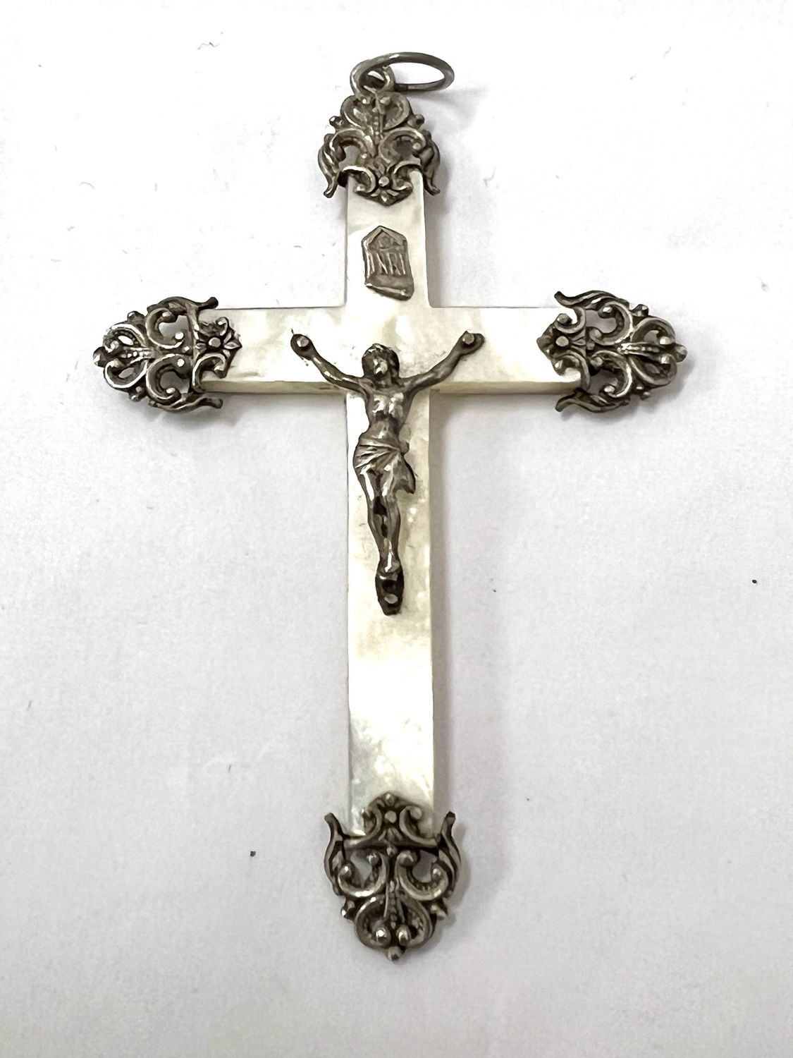 Anhänger Silber Perlmutt Kruzifix Kreuz Frankreich um 1850 , Jesus Christus , Christenheit