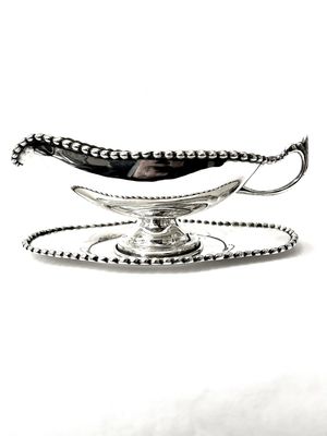 925 sterling silver large heavy (624 g) gravy boat 2 parts on matching coaster pearl edge decoration, Art Deco, Mexico