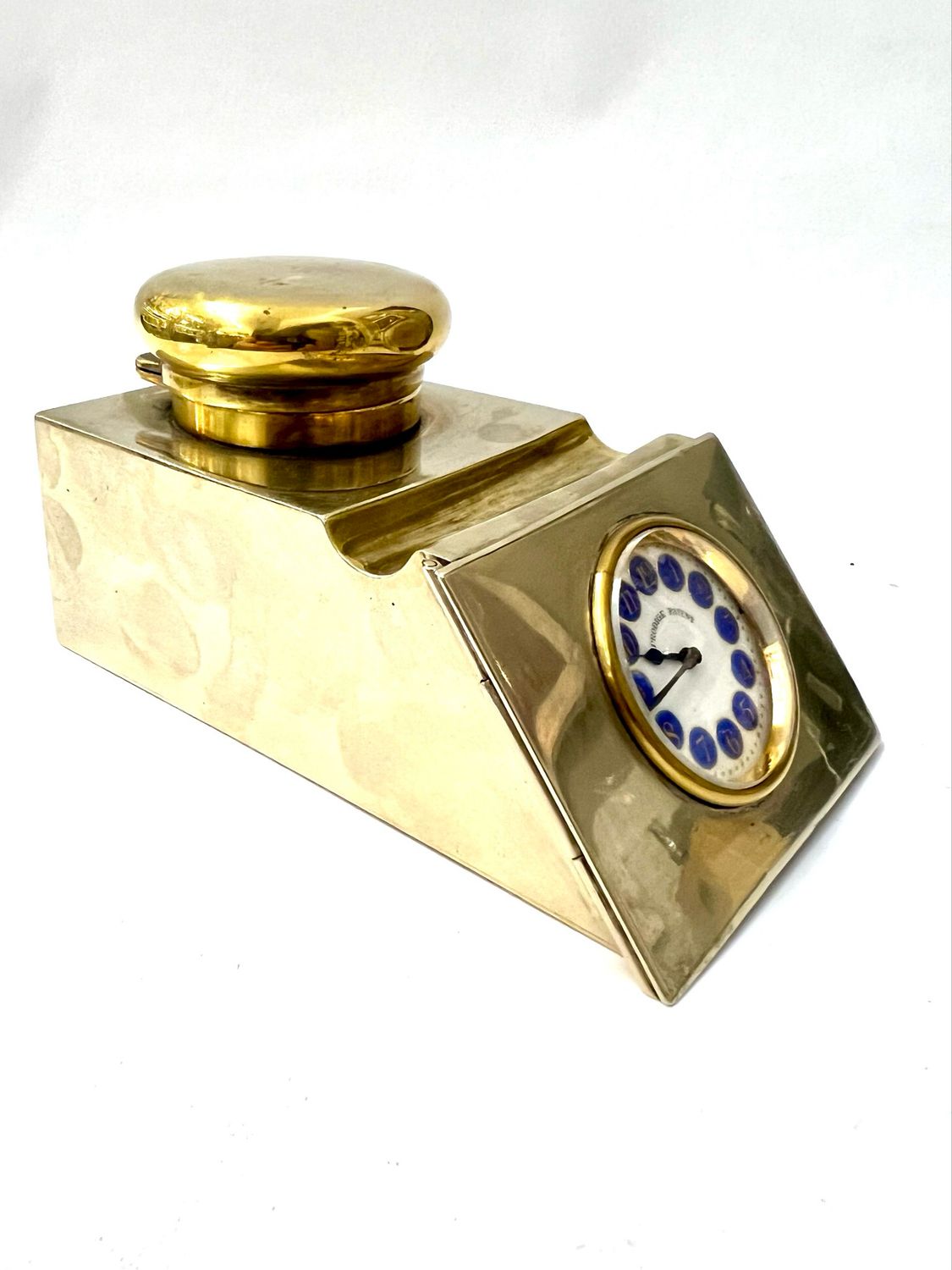 Solid brass Inkwell with mechanical clock (beautiful enamel dial) with pen holder, inside a holder for stamps, around 1910, Prodige Patent, for the desk