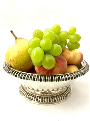 Schale Schüssel für z.B. Obst , 800 Silber Italien, toller Zustand  