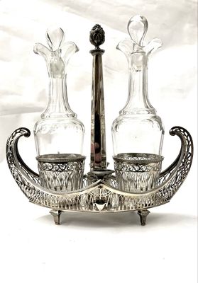 "Klassizismus, Empire, Biedermeier"