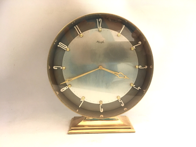 „Kienzle“ Tischuhr 8 Tage Uhrwerk um 1960 Deutschland rundes Metallgehäuse Bronze, german 8 day table clock