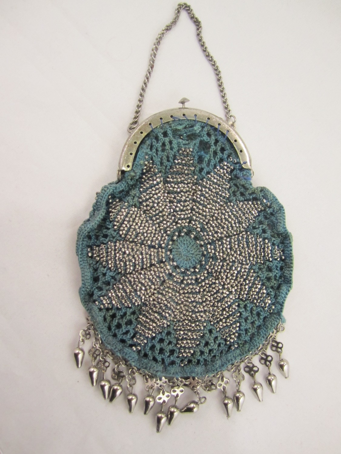 Biedermeier Tasche mit geschliffenen Stahlelementen  um 1820, georgian cut steel beaded ladies purse