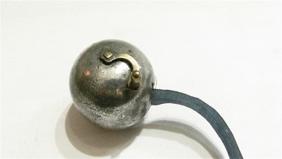Antikes Bandmaß Eisenkugel mit Kurbel um 1810 , antique novelty band measure steel