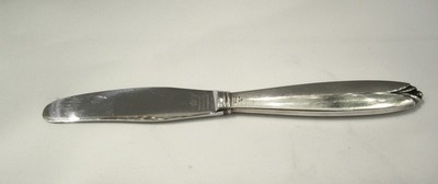 Tafel Messer 12 Stück Silber Dänemark `Peter Hertz´um 1935, 12 matching Art Deco signed dinner knives danish silver