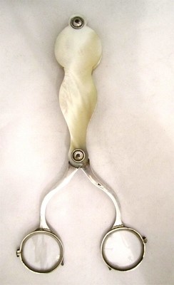 Scherenbrille Lorgnon Brille um 1800 Silber Perlmutt Frankreich 18. Jahrhundert Seltenheit