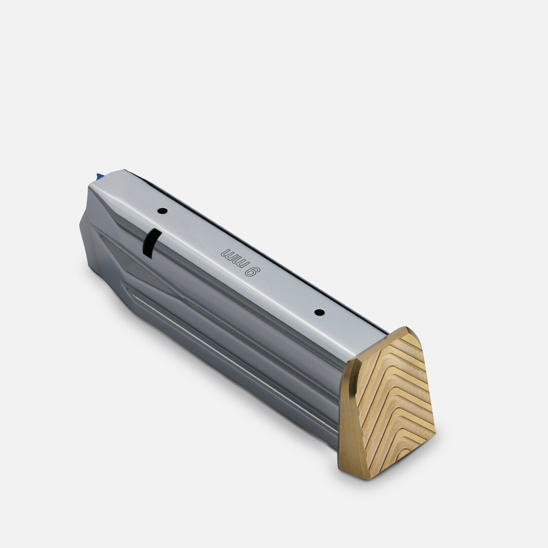SAS II magazine / 9mm / 19rd / 126mm / Chrome / Brass gold basepad