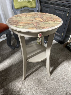 Small Round Accent Table