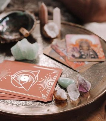 ​Consultation Tarot-numérologie et astrologie  | 3 MOIS