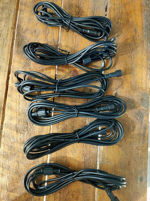 3mtr LED strip light extension lead.