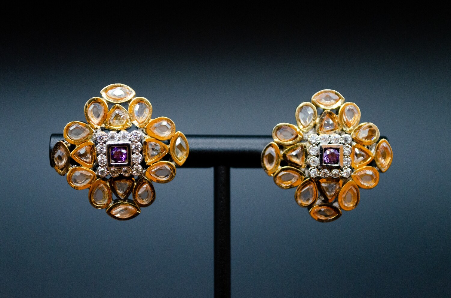 Modern Square with Amethyst Stones