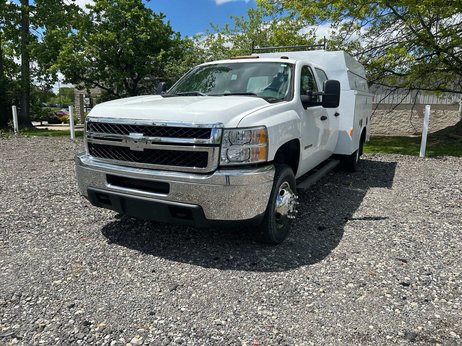 2012 3500 HD CCD 4X4 DURAMAX SERVICE BODY