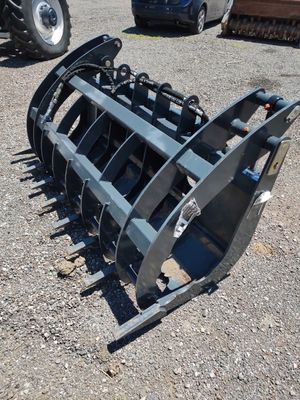 2023 HD TMG 72" Skid Steer HYD. Clam Shell Root Grapple Attachment