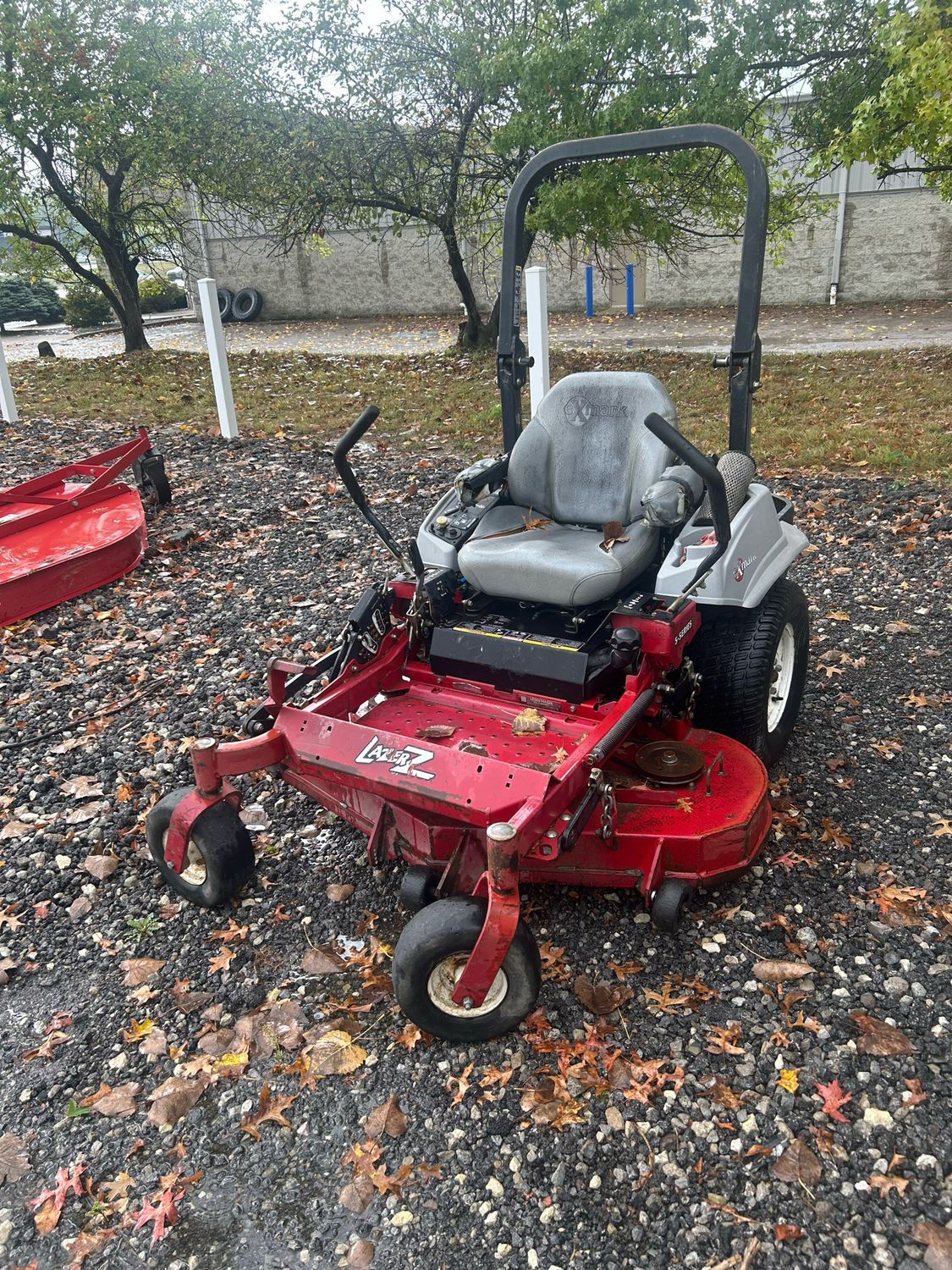 Lazer Z Exmark 52" HD Zero Turn Lawn Mower