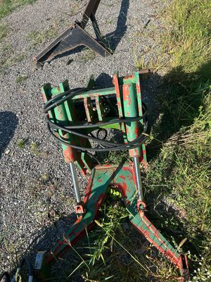 John Deere Tractor Front HYD. Cylinder 3pt Hitch Mount Kit
