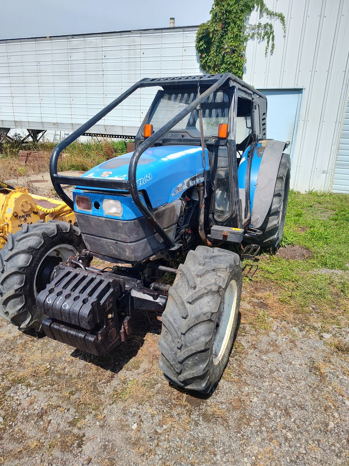 2004 New Holland TN95FSA 4x4 Super Steer Cab Orchard Tractor 95hp