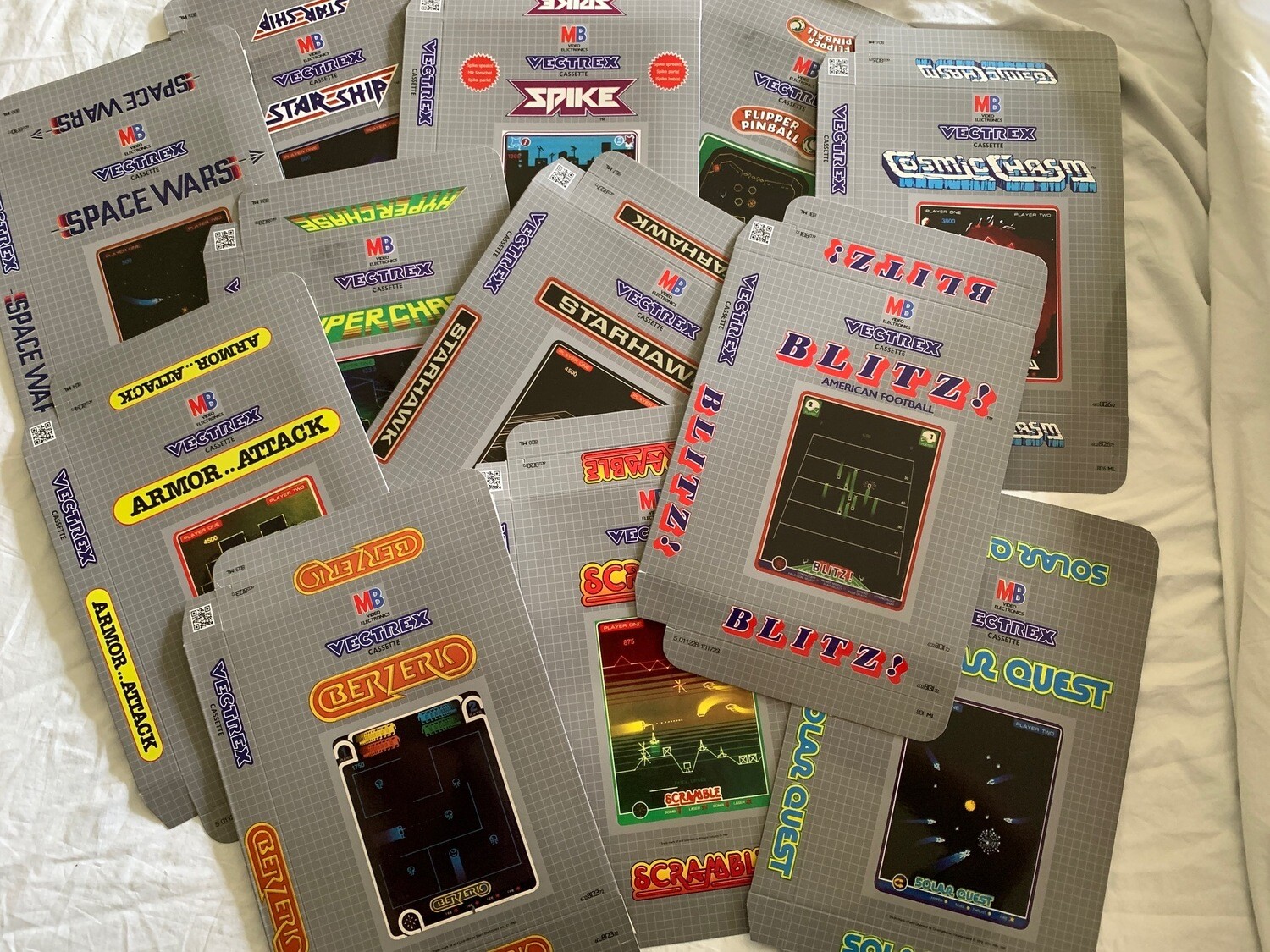 BOX - Vectrex Game Boxes
