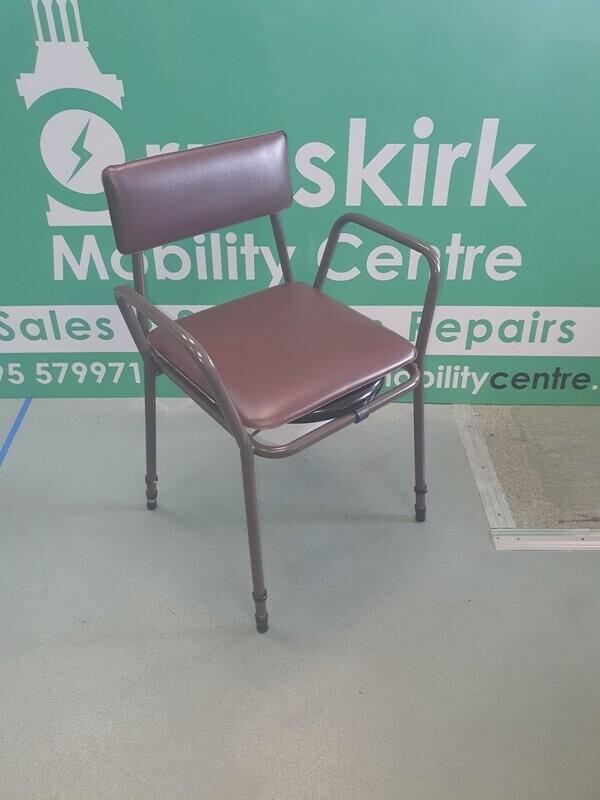 Standard Commode