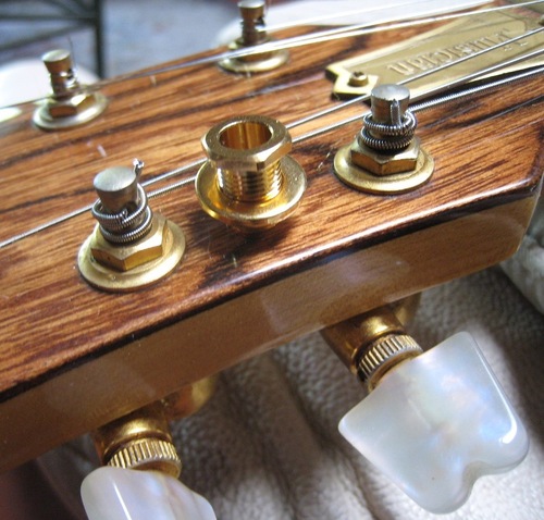 Guitar Tuner screw-in bushings (6)