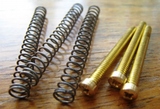 Pickup Height Adjustment Screws