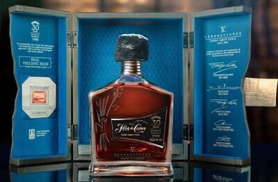 Flor de Cana V Generaciones