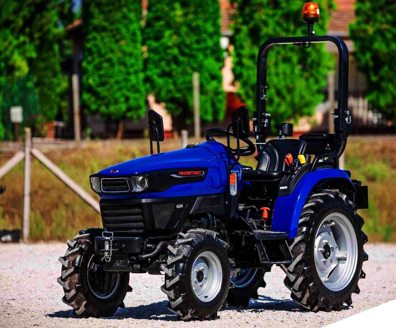 Farmtrac FT26 HST