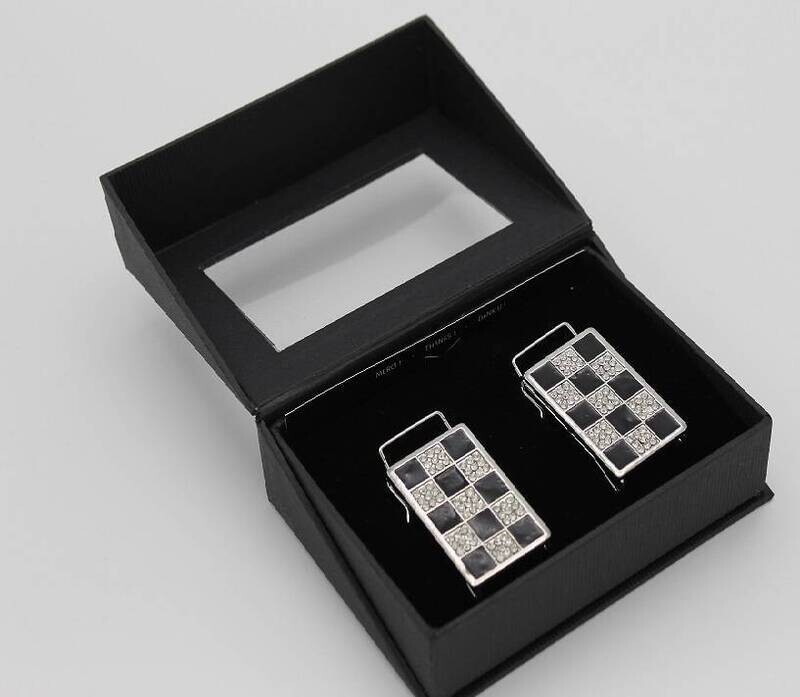 Checkerboard - Clip n Go