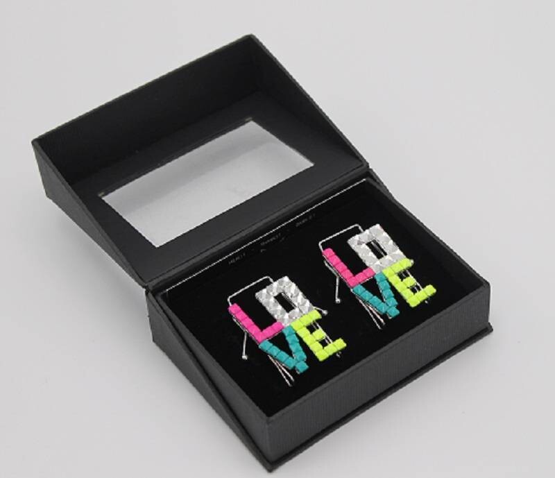 Love Studs Clip n Go