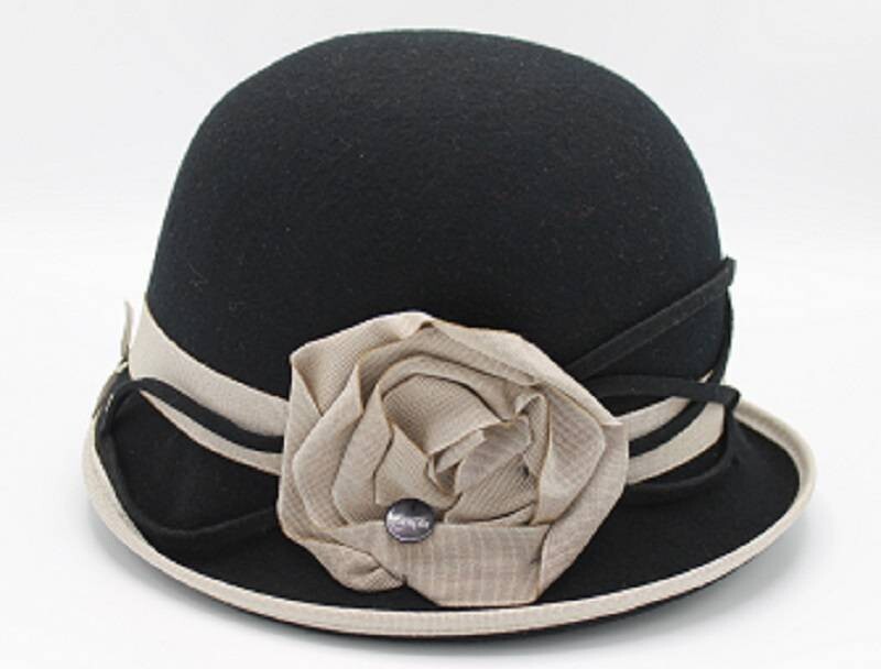 Black & Beige Hat