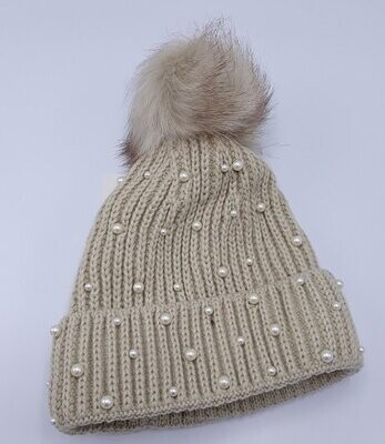 Beige Pompon Pearl Bonnet